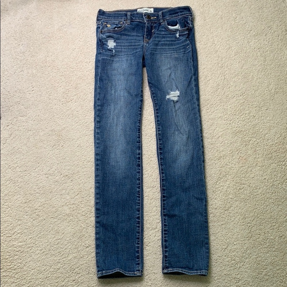 Mid rise ripped jeans